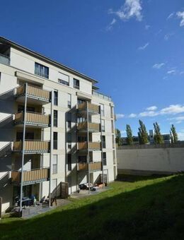 Rendite 2,74%!Vermietete 3-Zi.-Whg. mit Einbaukü., Balkon fußläufig zur Altstadt, zw. Altstadt u. Uni - Regensburg