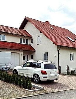 VIEL PLATZ - geräumiges Mehrfamilienhaus mit Wintergarten, Doppelgarage, Werkstatt auf 1800 m² Grund in Altenkunstadt-OT - Altenkunstadt