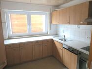 Vermietung - Gut geschnittene 4,5 Zimmer Wohnung in Frankenhardt-Vorderuhlberg mit schönem Ausblick - Frankenhardt