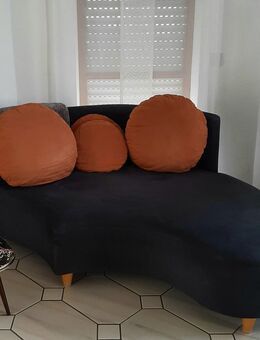 Couch, Diwan, Kanapee, Longchair, Récamière, Triclinium, Chaiselongue, Ottomane, sehr bequem, Neuwertig - Wörth (Rhein) Zentrum