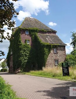 Denkmalgeschützter Gebäudekomplex von 1754 - Fürstenberg