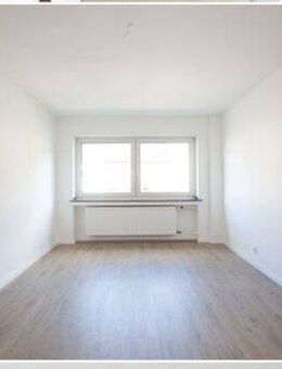 Helle 2-Zimmer-Wohnung - Erstbezug nach Sanierung in Düsseldorf (Torfbruchstraße 201) - Düsseldorf