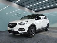 Opel Grandland X, 1.2 T Design, Jahr 2021 - München