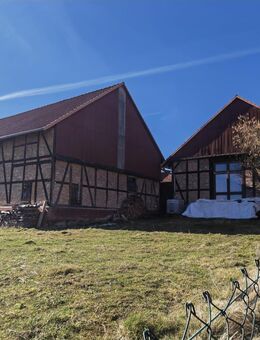 Ruhig & idyllisch gelegener Vierseitenhof umgeben von 3.560m² Land - Rustenfelde