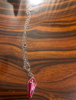 Kette mit Anhänger Nummer 2 zu verschenken - Berlin