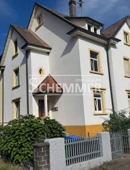 Waldkirch-Kollnau +Gepflegtes Jugendstilhaus mit 3 Wohnungen. Die EG-Wohnung ist frei. - Waldkirch