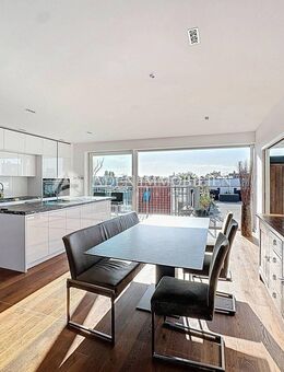 Luxuriöses City-Apartment in der Emdener Straße - 5 Zimmer mit privater Terrasse - Berlin