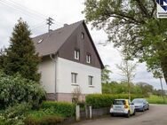 Familienidyll in Randlage mit 7 Zimmern, schönem Garten und in S-Bahn-Nähe - Wernau (Neckar)
