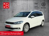 VW Touran, 2.0 TDI Highline 7-S KINDERSITZ, Jahr 2024 - Treuchtlingen