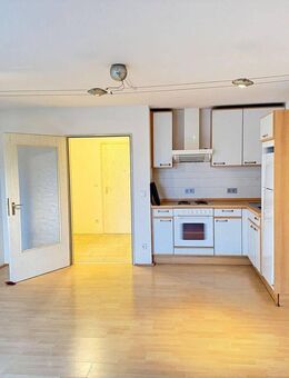 Ein-Zimmer Apartment mit EBK - Balkon - Duplexparker - Kellerabteil - Fürth