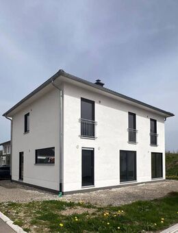NEUBAU - FREISTEHENDES EINFAMILIENHAUS - Ostrach