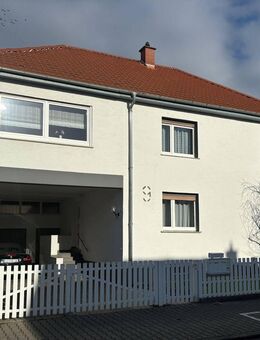 :: Großes Einfamilienhaus mit Garten und Swimmingpool (H 543-A) :: - Lampertheim