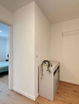 ++ NEU ++ Gründung einer möbelierten 3er WG - Schwalbach am Taunus - Schwalbach (Taunus)