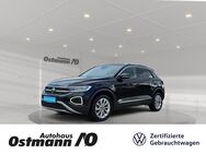 VW T-Roc, 1.5 TSI Style, Jahr 2023 - Bad Arolsen