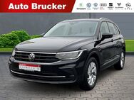 VW Tiguan, 2.0 TDI Active BMTängerkupplung, Jahr 2022 - Marktredwitz