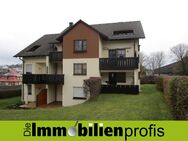 52149 - Ruhige 2-Zimmer-Wohnung mit Loggia, Einbauküche und Carport - Bad Steben