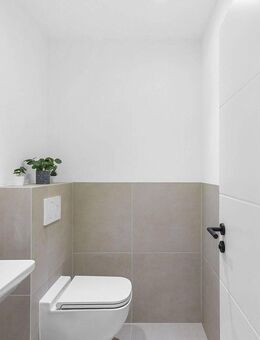 Erstbezug nach hochwertiger Renovierung! Helle und moderne 3,5 Zimmer Wohnung in Straubing! - Straubing
