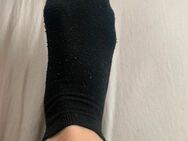 Verkaufe getragene Socken und Unterhosen bin 30 - Homburg