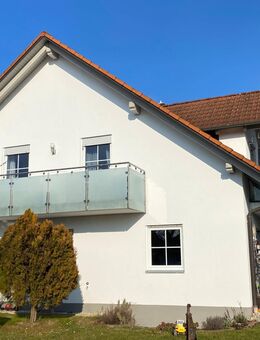 Wartenberg - Attraktive 3-Zimmer Wohnung mit zwei Balkone und Außenstellplatz zu verkaufen! - Wartenberg (Bayern)