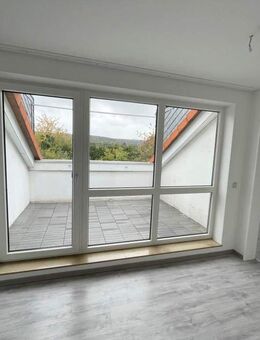 Attraktive 2-Zimmer-Wohnung mit Dachloggia in Menden Platte Heide - Menden (Sauerland)