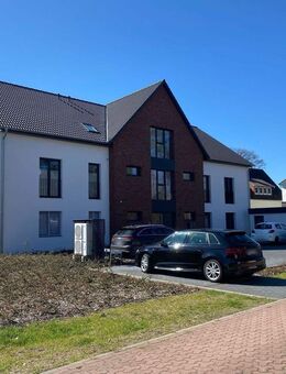 Ca. 90 m² Dachgeschosswohnung mit südausgerichtetem Balkon in Winsen/Aller - Winsen (Aller)