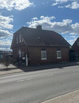 Zentrumsnahes Einfamilienhaus auf Eigentumsgrundstück in Emden zu verkaufen! - Emden
