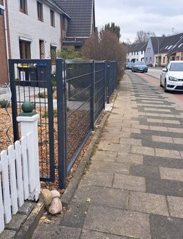 Komplettpaket! 20m Doppelstabmattenzaun H-1,23, 6/5/6, inkl. Gartentür - Bremerhaven