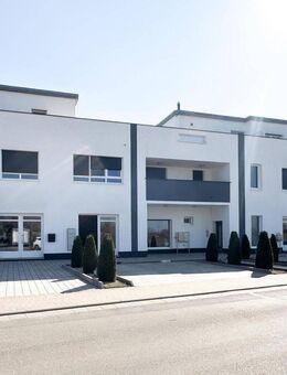 *** Neuwertige 3 Zimmer-Wohnung mit Balkon und zwei Stellplätzen *** - Frankenthal (Pfalz)