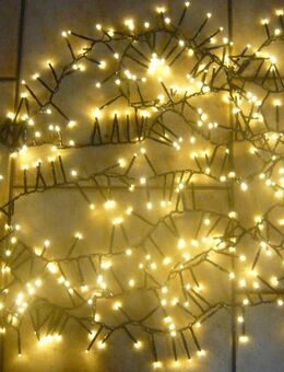 LED Lichterkette über 400 Lichter IP44 Innen und Außen 220-240 V - Amberg