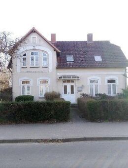 Freistehendes Einfamilienhaus EFH Gewerbeobjekt Ehem. Zahnarztpraxis - Tolk