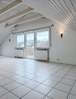 Helle, sehr gepflegte 4-Zimmer-Wohnung in zentraler Lage - Unterensingen