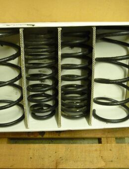 MB891723 MB871308 Schraubenfeder vorn hinten Mitsubishi Lancer Kombi - Hannover Vahrenwald-List