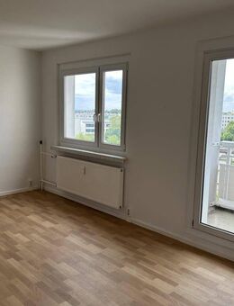 Schnell sein! Preisgünstige 3-Zimmer-Wohnung mit Balkon! - Halle (Saale)