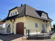 Doppelhaushälfte auf tollem Grundstück in ruhiger Feldrandlage - Bruchmühlbach-Miesau