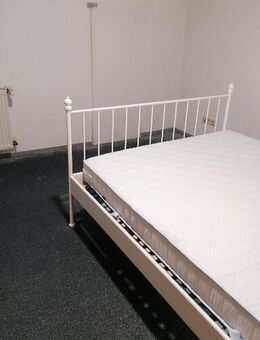 Bett - Essingen (Baden-Württemberg)