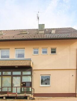 Gepflegtes Wohn- und Geschäftshaus - Engelsbrand