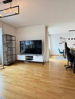 Moderne 3-Zimmer-Wohnung mit zwei Dachterrassen, Einbauküche und optional einer Garage - Hersbruck