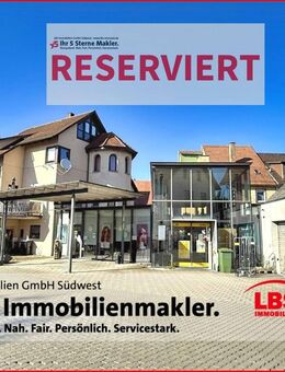Vielseitiges Areal: 2 Immobilien mit 800 m² Fläche, Doppelgarage + Carport im Herzen von Meßkirch! - Meßkirch