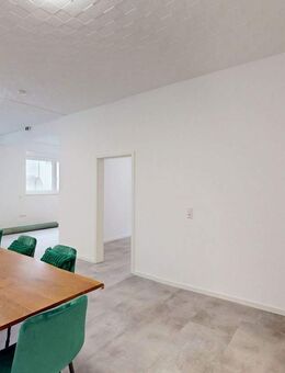 *** Neu renovierte 3-Zimmerwohnung mit neuer Einbauküche *** - Bönnigheim