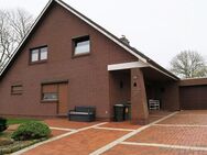 Ketelsbüttel/Wöhrden: Jetzt begehrten Wohnraum sichern - Wohnhaus mit 5 Zimmern zwischen Heide und Büsum - Wöhrden