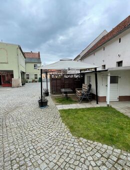 Gasthof mit weiterem Bauland sucht neuen Eigentümer - Schönfeld (Sachsen)