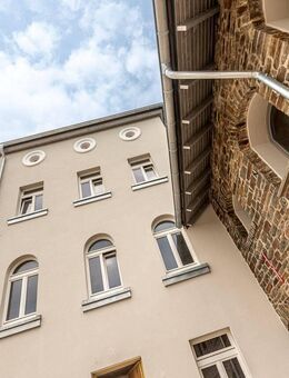 MANNELLA*Stilvoll wohnen im Denkmal - Großzügige Wohnung mit Turmzimmer im Gutshof "Freiheit"* - Lohmar