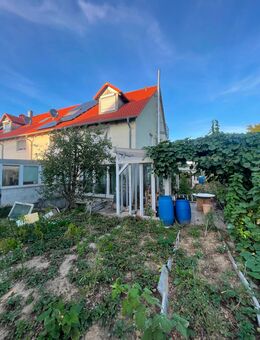 Reiheneckhaus in Stuttgart-Weilimdorf mit unverbaubarer Südausrichtung - Stuttgart