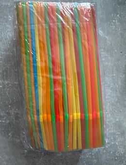 Strohhalme zu verkaufen (Plastik) - Duisburg