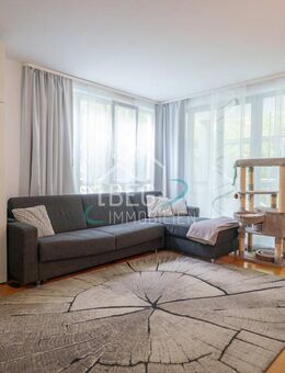 Helle Erdgeschosswohnung mit Terrasse und TG-Stellplatz - München