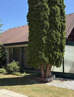 Gepflegtes Einfamilienhaus mit Wintergarten in ruhiger Lage - Mallersdorf-Pfaffenberg