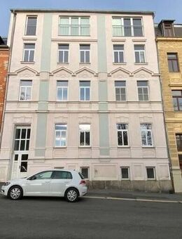 ++ Große 2 Raum mit Balkon und EBK , Kleiner Kaufpreis ++ - Plauen