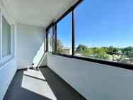 Neu renovierte 3- Zimmer Wohnung mit Loggia und Garage - Landshut