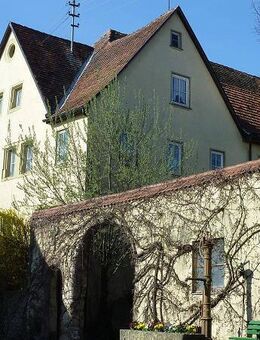 Histor. Wohnhaus mit Nebengebäuden - ehem. landw. Anwesen - Weikersheim