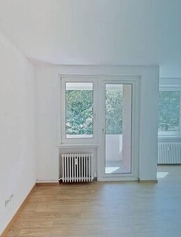 Verrückt nach Meer: Lichtdurchflutete 3-Zimmer-Wohnung mit BALKON und modernem WANNENBAD - Emden